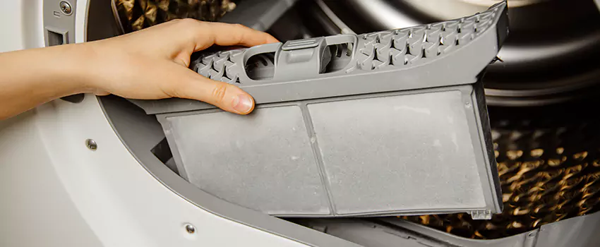Signs Of A Clogged Dryer Lint Trap in Dinuba, California